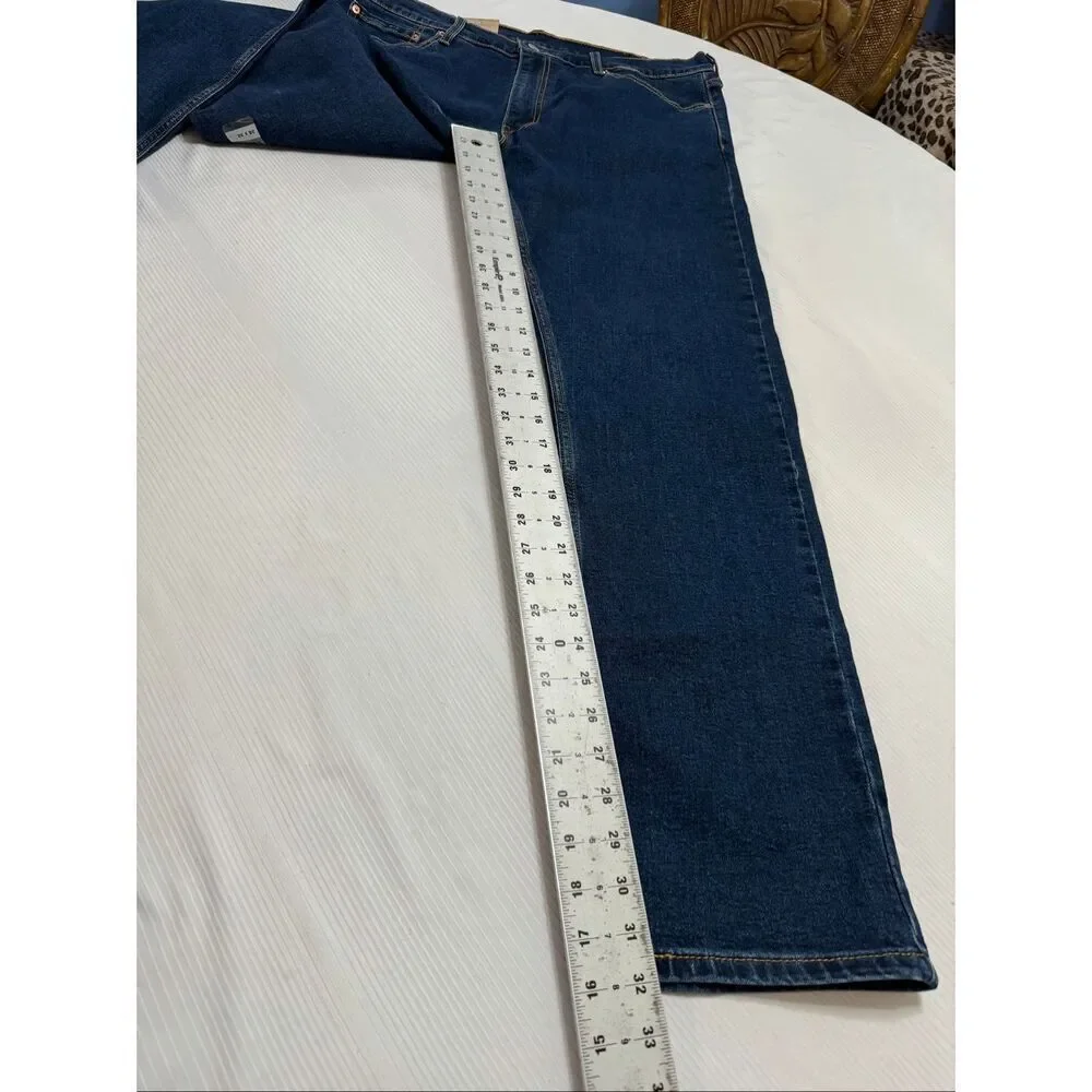 NWT Levi’s Men’s 513 Slim Straight Denim Jeans Size 38 X 32 New